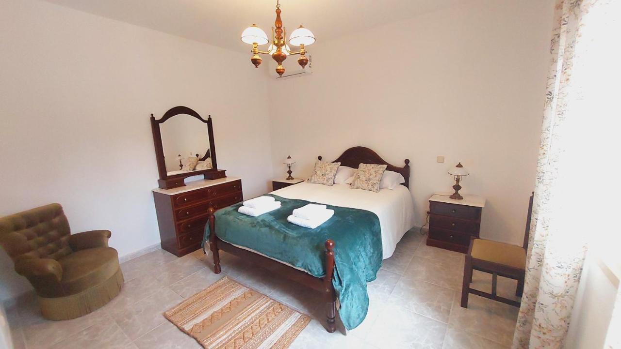 Villa Vivenda Atanazio By Ferias Com Sol Loulé Esterno foto